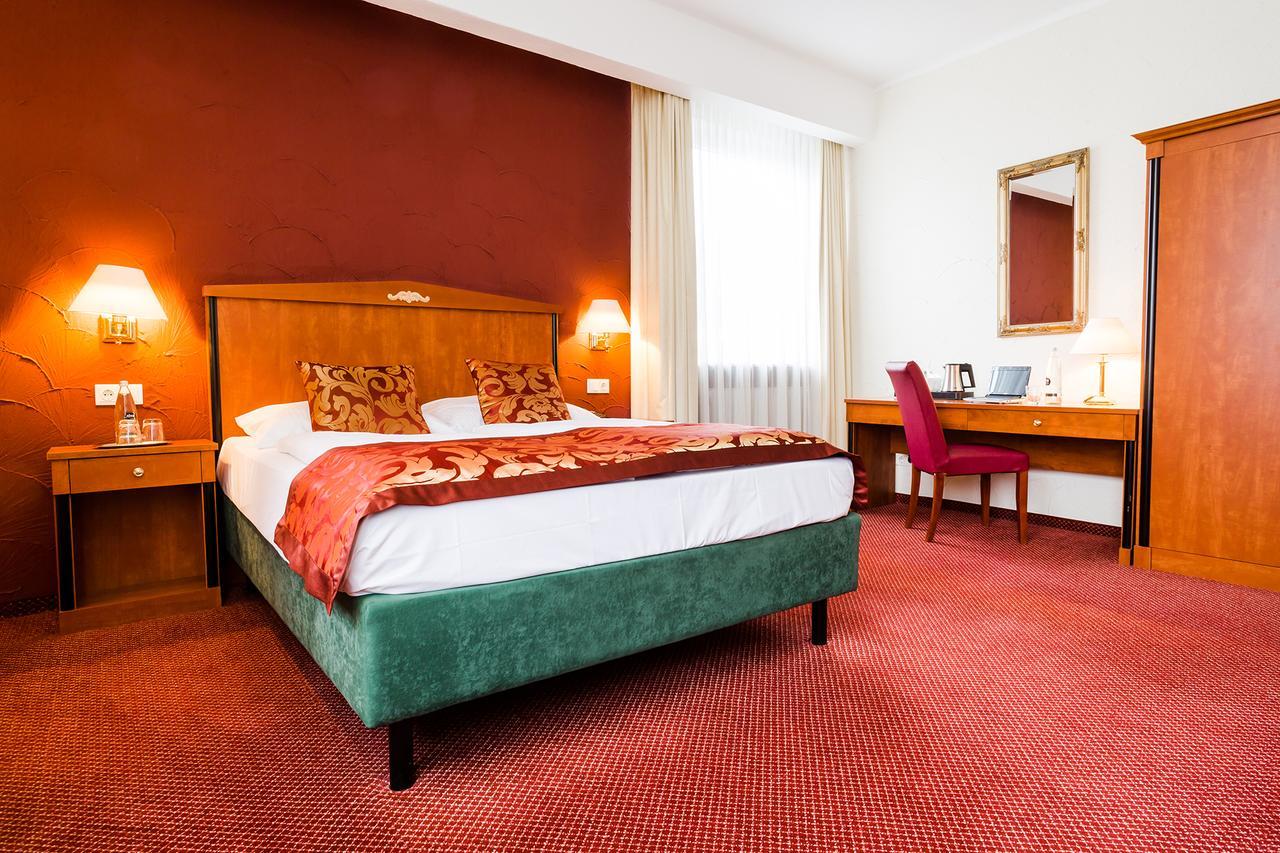 Parkhotel Krone Bensheim Exterior foto